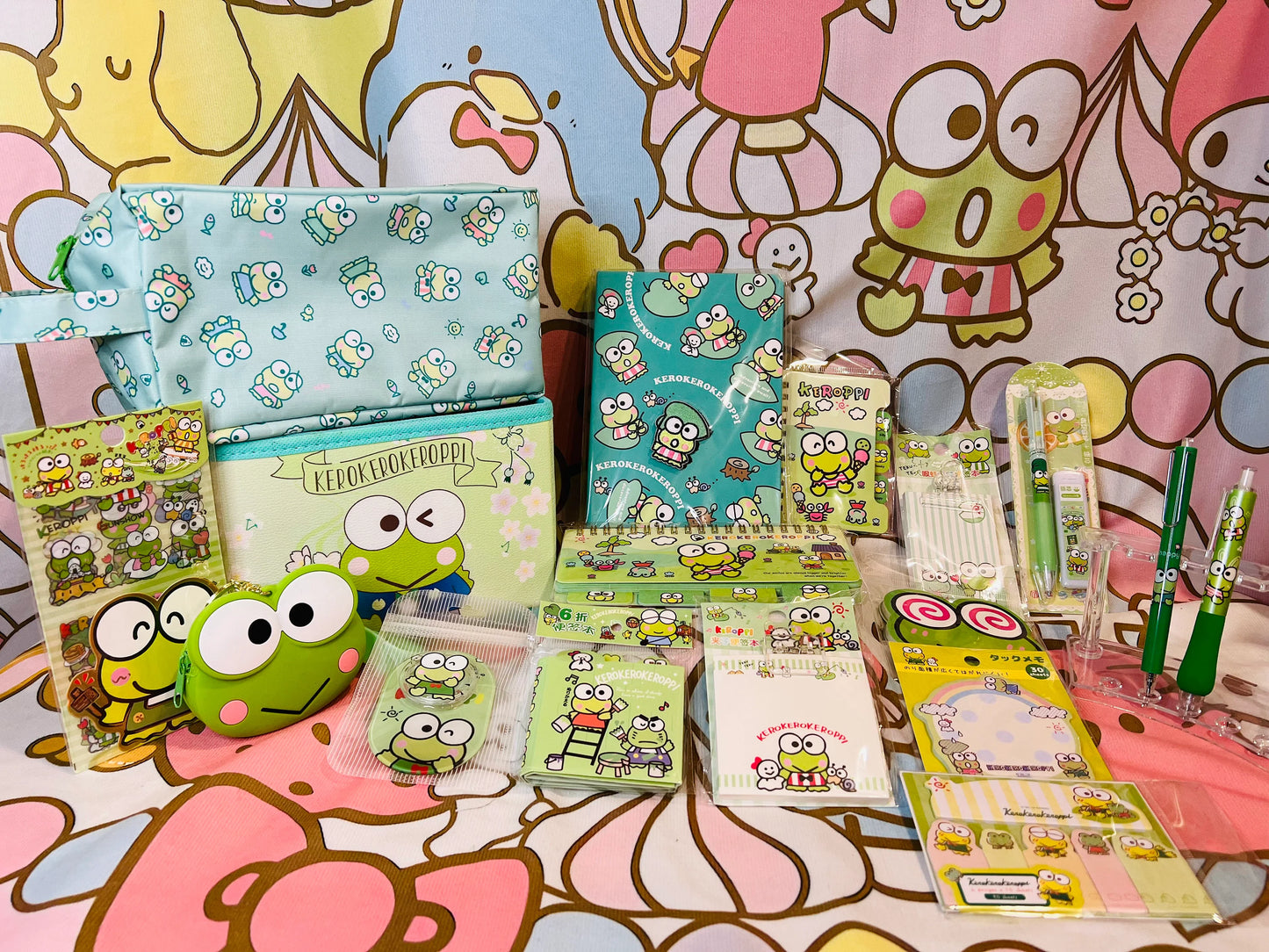 Keroppi Stationery 17 Piece Set Notebook Stickers Memo Pad Pencil Pouch School Office